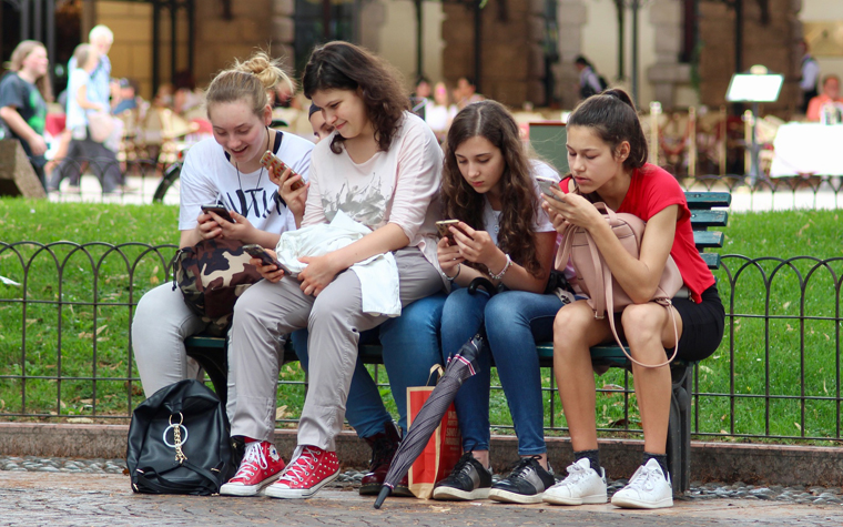 Виды киберагрессии: опыт подростков и молодежи