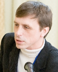 Олег  Валерьевич Лукьянов