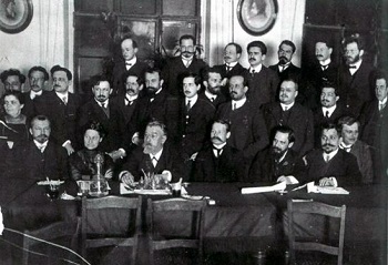 Коллективное фото сотрудников Психиатрической клиники. Апрель 1911 г.