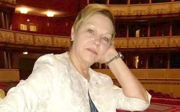 «Я удовлетворен жизнью и чувствую себя благополучным, потому что позитивно отношусь к своему внешнему облику, или наоборот?»