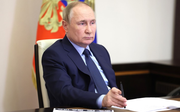 В. Путин поручил учредить День психолога