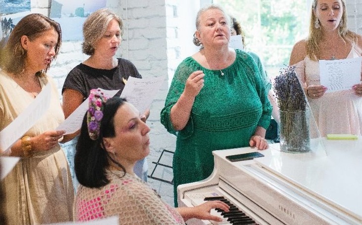 «В резонансе»: голосовая терапия для специалистов помогающих профессий