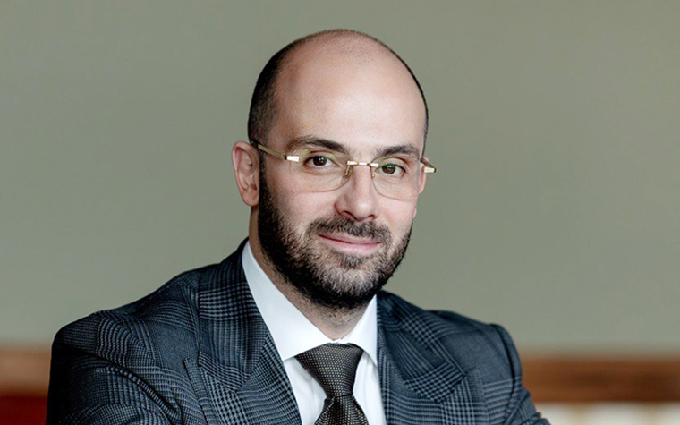 Лев Игоревич Сурат: «Институт для меня — не работа, это моя жизнь»