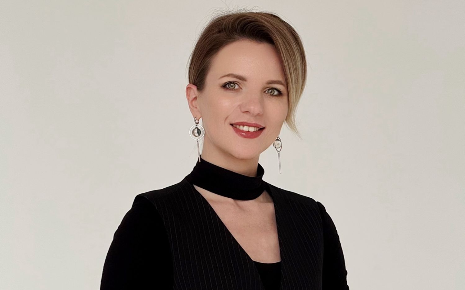 Почему мы боимся камеры и как танцевально-двигательная терапия может это изменить