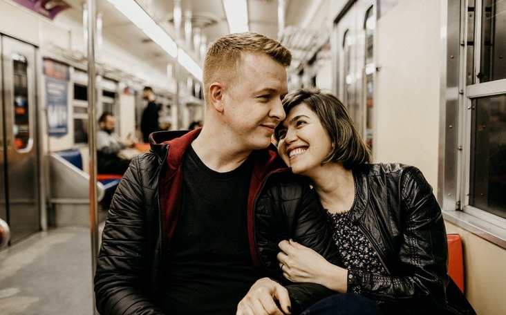 Любовь, дружба и другие «Мы»: как наши отношения рулят нами