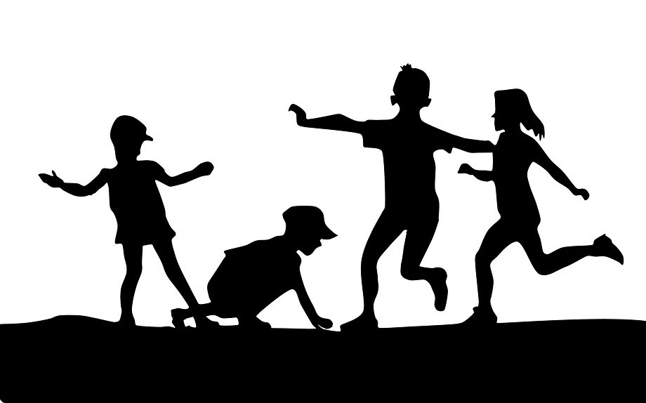 Как родителям говорить с детьми о смерти, войне, насилии