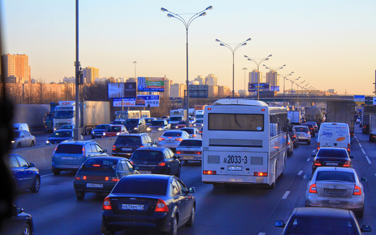 Особенности копинг-стратегий российских и японских водителей во время дорожных пробок
