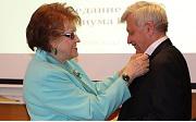 Л.А. Вербицкая вручила членам РАО почётные награды
